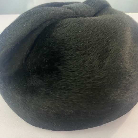 Vintage 1950s 60s Helios Made in Italy Black velour fur felt Pillbox hat - Picture 12 of 14